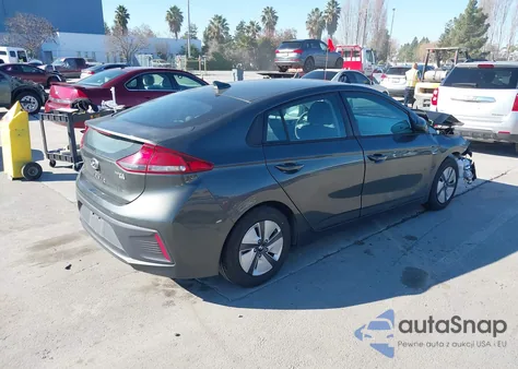 2020 Hyundai Ioniq Hybrid Blue z USA, uszkodzony, nr VIN KMHC65LC9LU242874